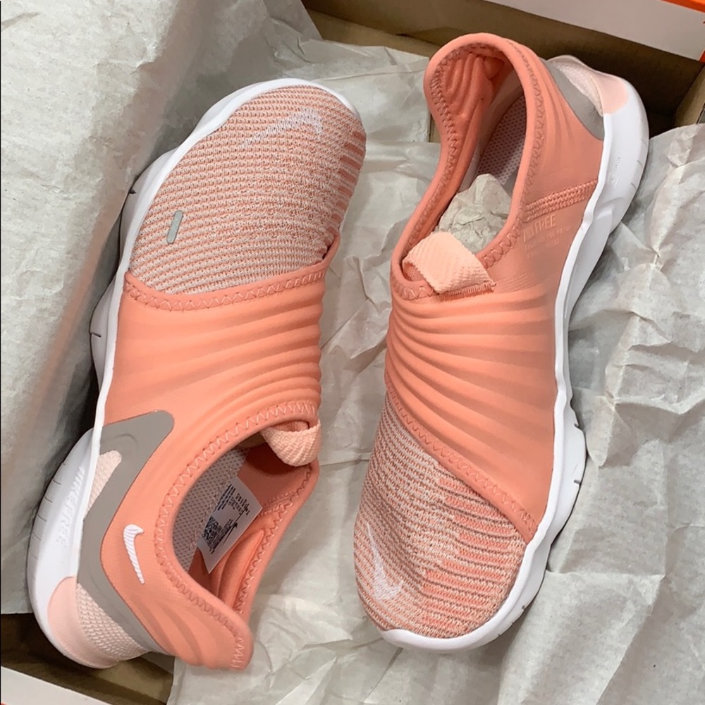 WMNS NIKE FREE RN FLYKNIT 3.0 Pink Quartz/White-Ec - Picture 3 of 16